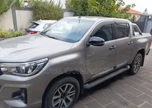 Toyota Hilux 2020 Gray
