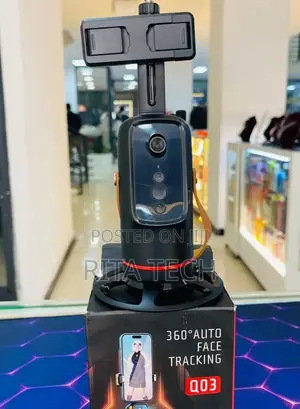 Q03 360° Ai Face Tracking Smart Gimbal