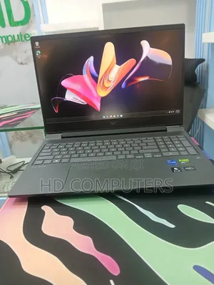 New Laptop HP Victus 16 16GB Intel Core i7 SSD 1T
