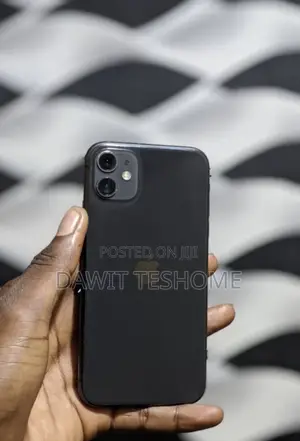 New Apple iPhone 11 64 GB Black