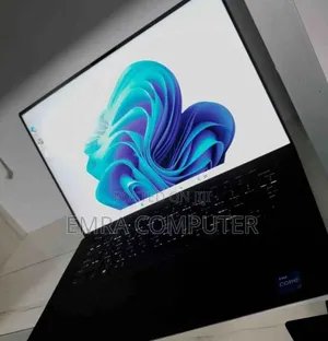 New Laptop Dell 16GB Intel Core i7 SSD 512GB
