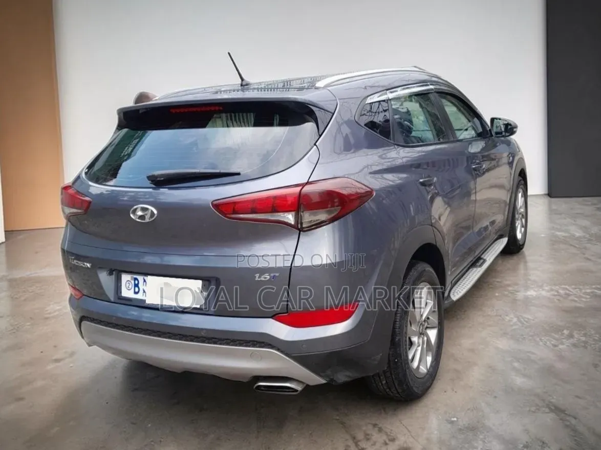 Hyundai Tucson 2017 Gray