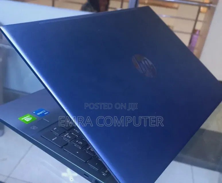 New Laptop HP 16GB Intel Core i5 SSD 512GB