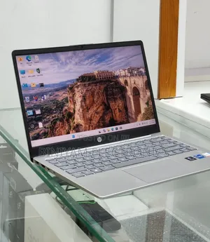 New Laptop HP Stream Notebook 16GB Intel Core i5 SSD 1T