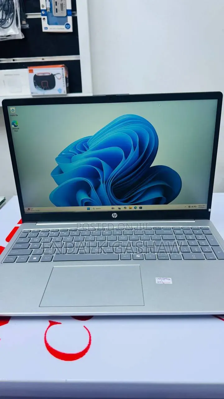 New Laptop HP Pavilion 15 16GB Intel Core i7 SSD 1T