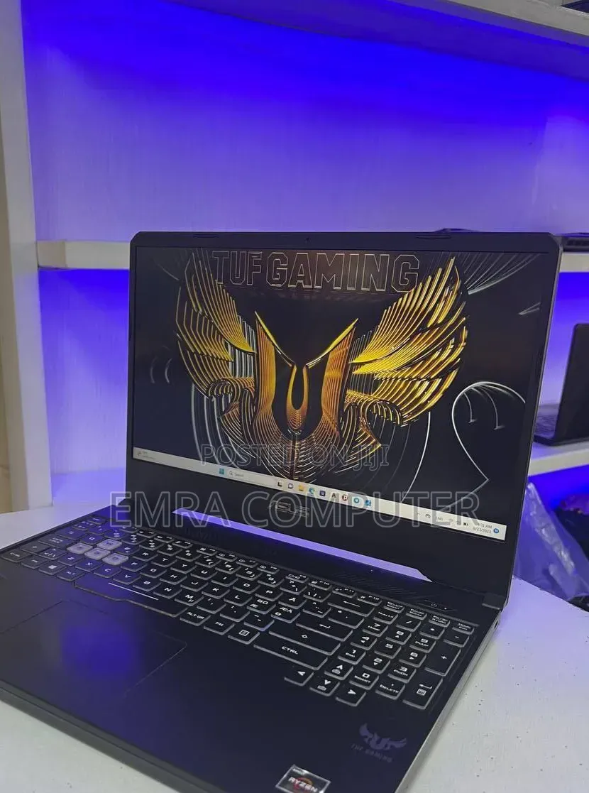 New Laptop Asus 8GB AMD Ryzen 5 SSD 512GB