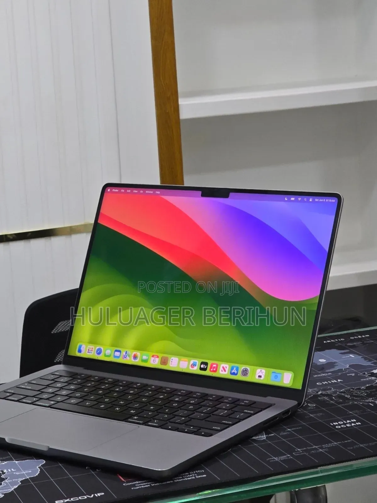 New Laptop Apple MacBook Pro 2023 M3 8GB Apple M3 Pro SSD 512GB