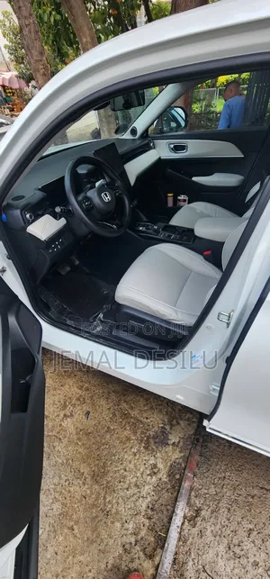 Honda e:NS1 2022 White