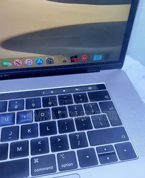 New Laptop Apple MacBook Pro 2019 32GB Intel Core i9 SSD 1T