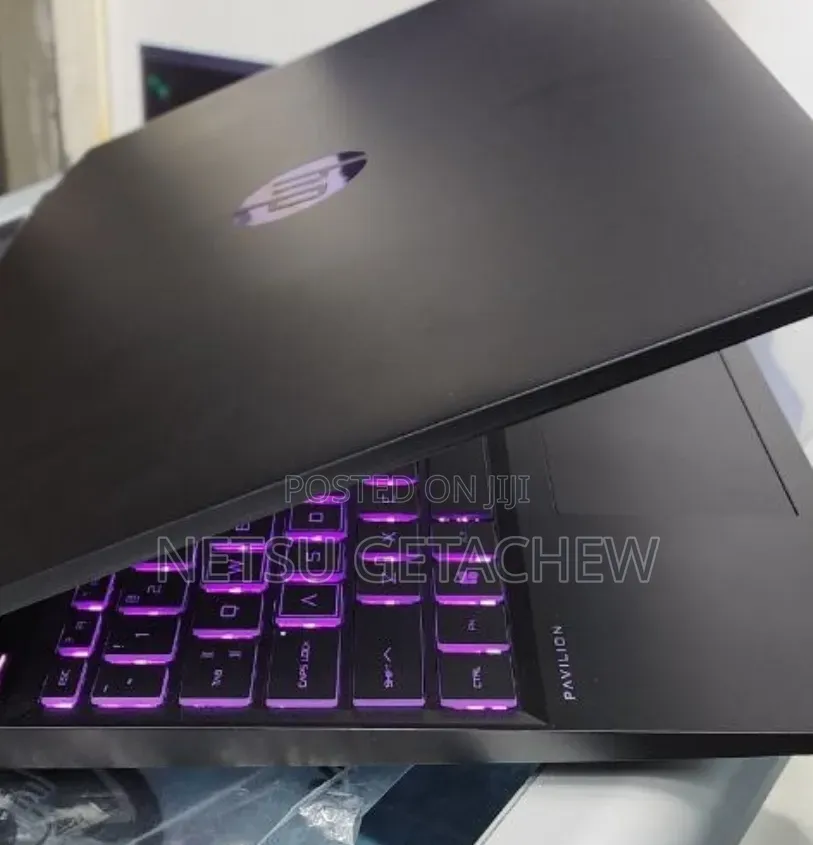 New Laptop HP Pavilion 15 16GB AMD Ryzen 7 SSD 512GB