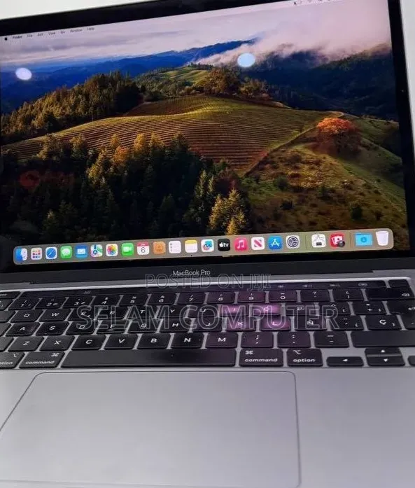 New Laptop Apple MacBook Pro 2021 M1 16GB Apple M1 SSD 512GB