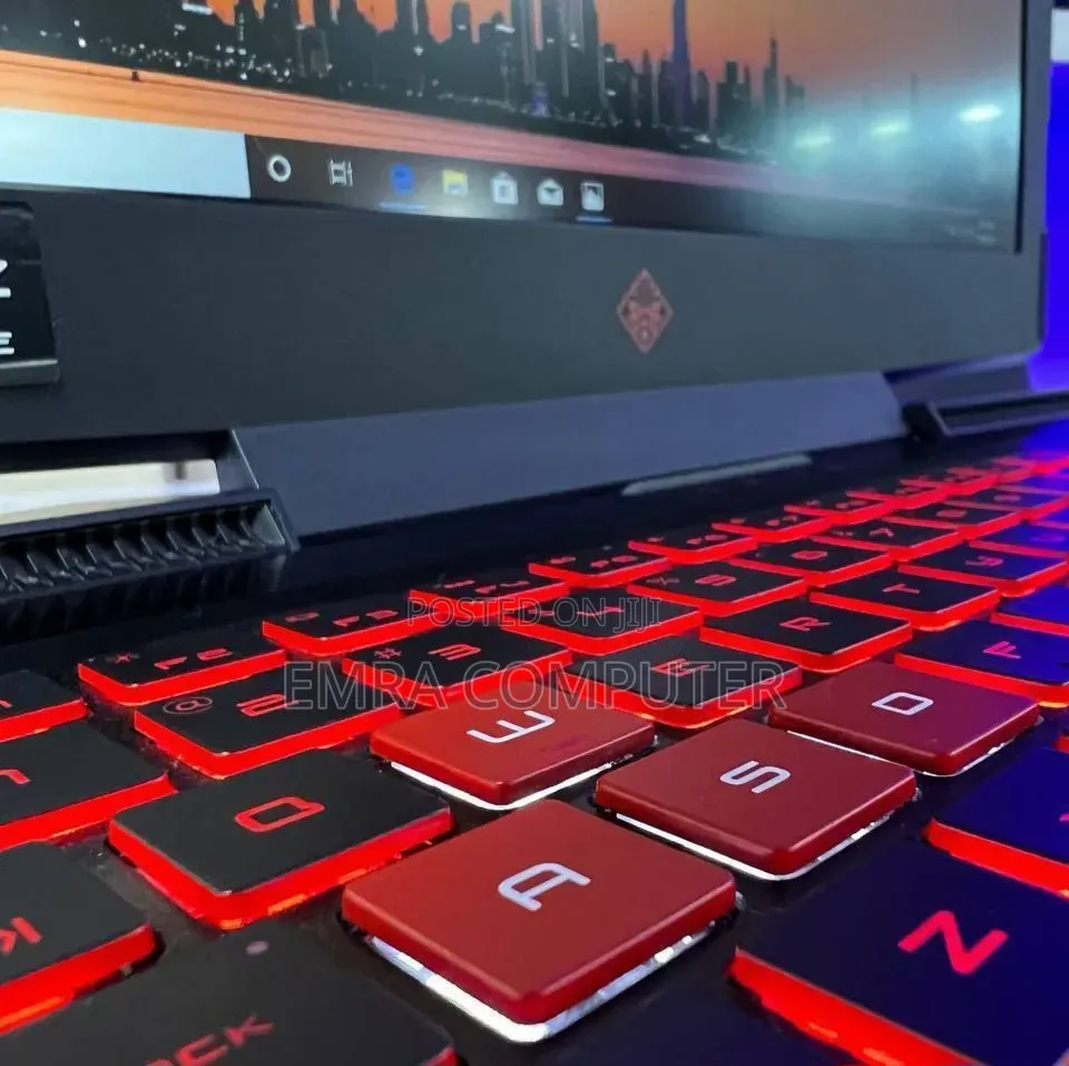 New Laptop HP 16GB Intel Core i7 SSD 256GB