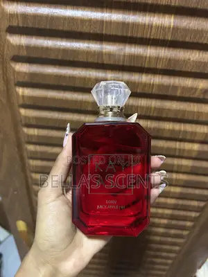Kayali Juicy Apple