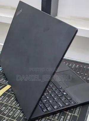 New Laptop Lenovo ThinkPad T490s 16GB Intel Core i5 SSD 256GB