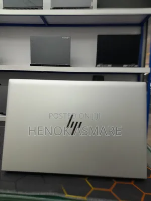 New Laptop HP EliteBook 830 G8 16GB Intel Core i7 SSD 512GB