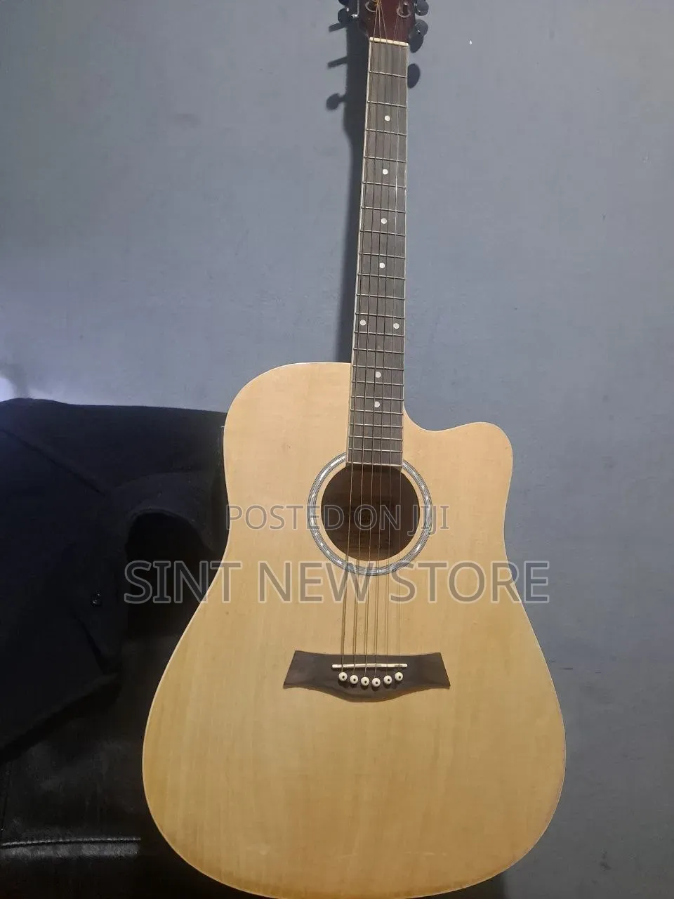 Siltron Guitar