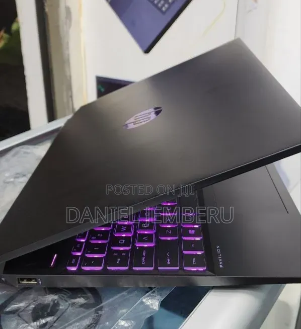 New Laptop HP Pavilion Power 15 16GB AMD Ryzen 7 SSD 512GB