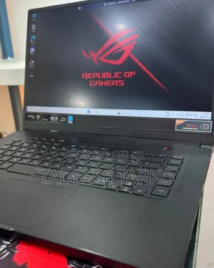 New Laptop Asus ROG Zephyrus G15 16GB AMD Ryzen 9 SSD 512GB