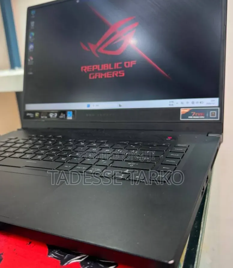 New Laptop Asus ROG Zephyrus G15 16GB AMD Ryzen 9 SSD 512GB