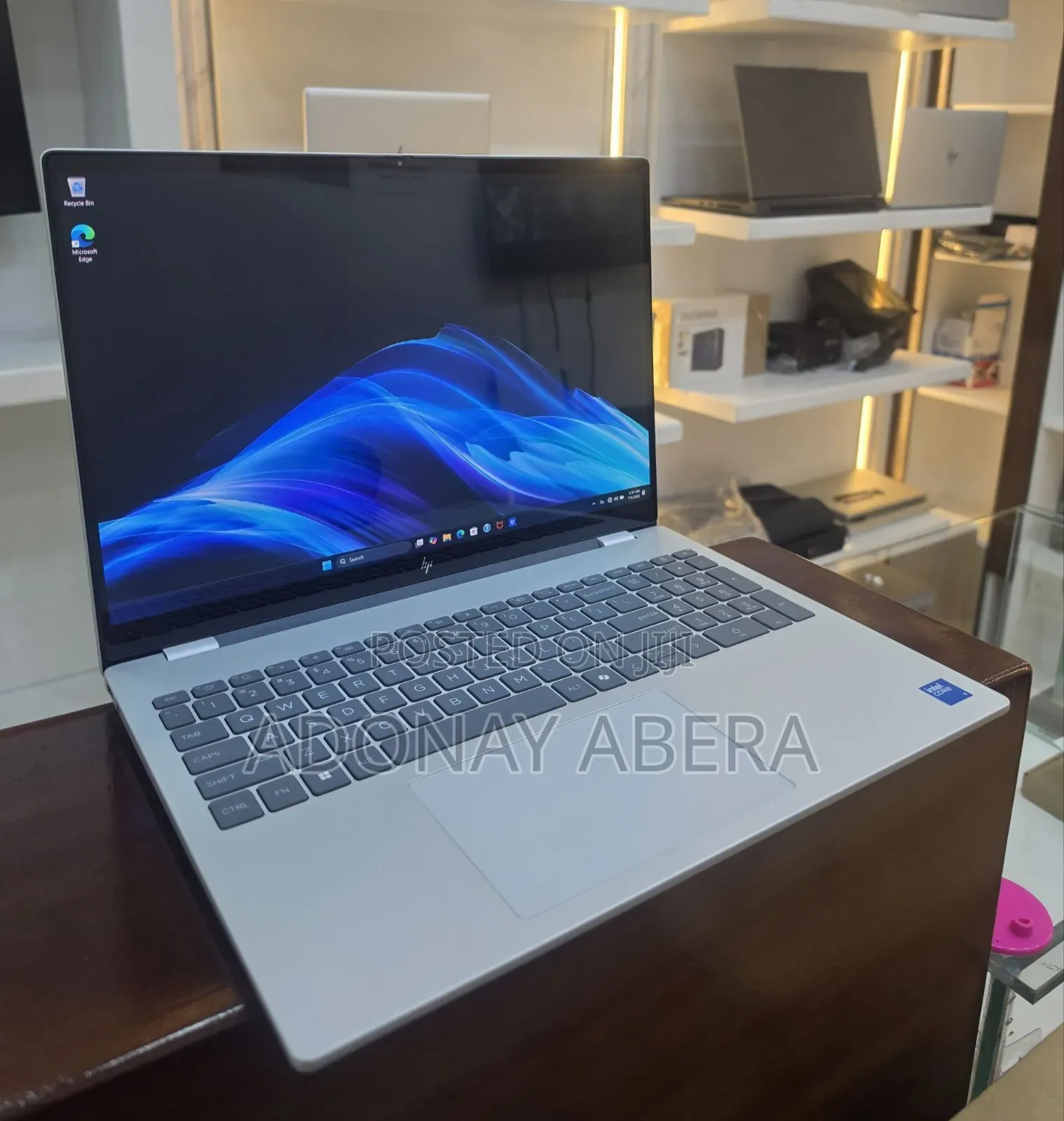 New Laptop HP 16GB Intel Core Ultra 9 SSD 1T