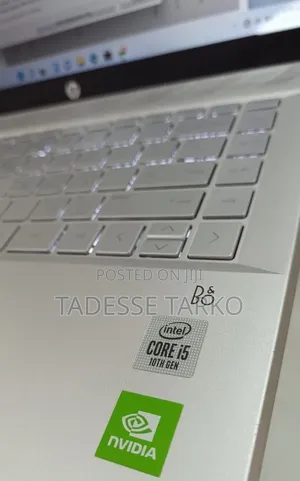 New Laptop HP Pavilion 14 8GB Intel Core i5 SSD 512GB