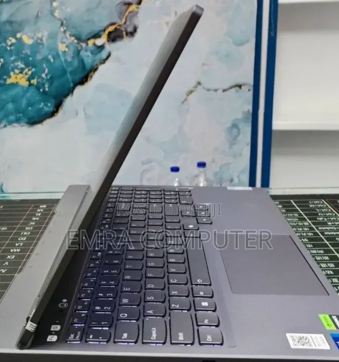 New Lenovo Legion Y7000P IRX9 Gaming Laptop 24GB Intel Core i7 SSD 1T