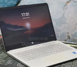 New Laptop HP Stream Notebook 8GB Intel Core i5 SSD 256GB