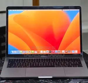 New Laptop Apple MacBook Pro 2017 16GB Intel Core i5 SSD 512GB