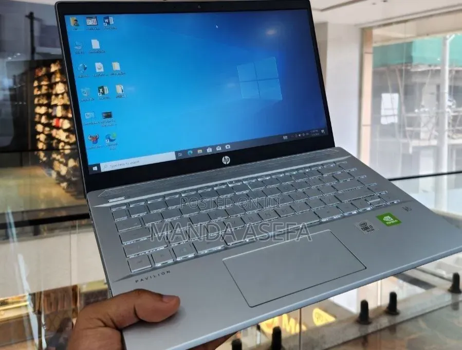 New Laptop HP Pavilion 14 16GB Intel Core i7 SSD 512GB