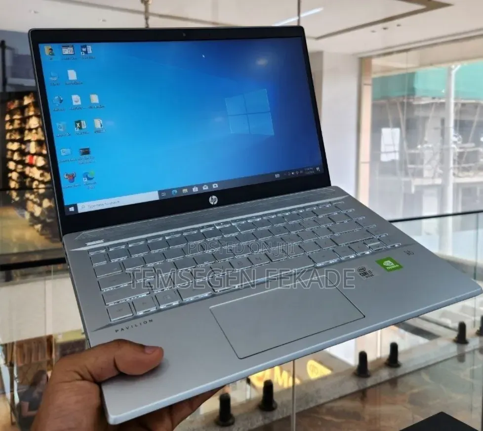 New Laptop HP Pavilion 14 16GB Intel Core i7 SSD 512GB