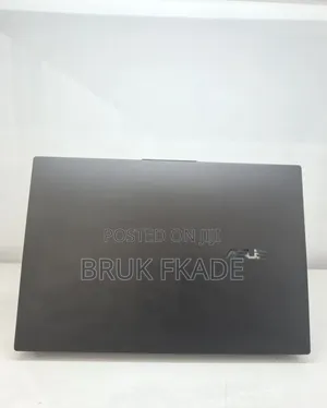 New Laptop Asus VivoBook 15 X505BA 16GB Intel Core Ultra 9 SSD 512GB