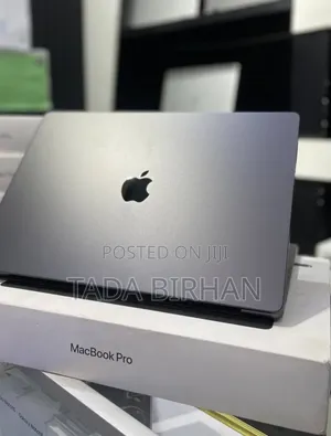 New Laptop Apple MacBook Pro 2023 M3 Max 36GB Apple M3 Max SSD 1T