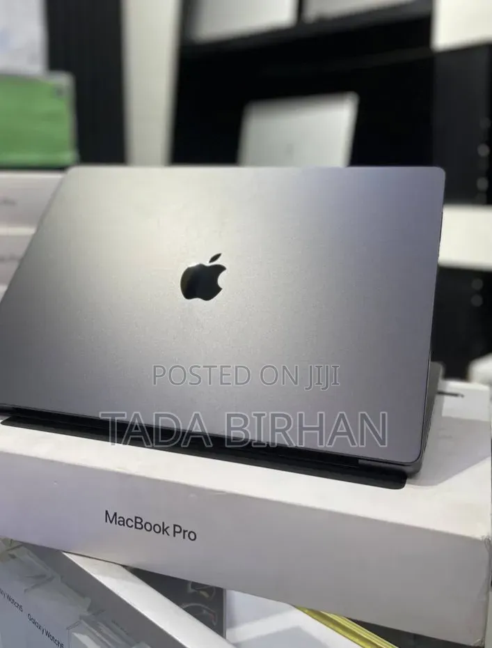 New Laptop Apple MacBook Pro 2023 M3 Max 36GB Apple M3 Max SSD 1T