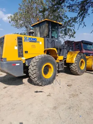 Loader for Rent at 1800 Br Per Hour!