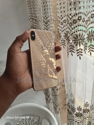 Apple iPhone XS Max 64 GB Gold