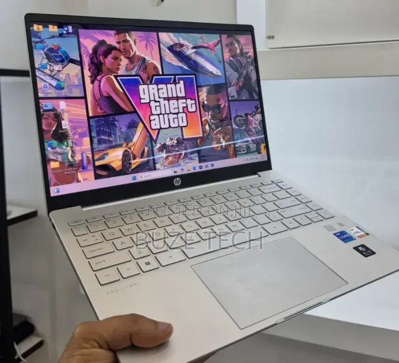 New Laptop HP Pavilion 15 16GB Intel Core i5 SSD 512GB
