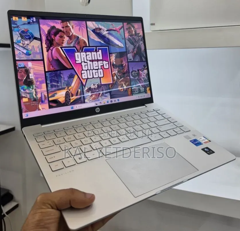New Laptop HP Pavilion 14 16GB Intel Core i5 SSD 512GB