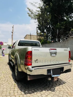 Toyota Hilux 2007 Gold