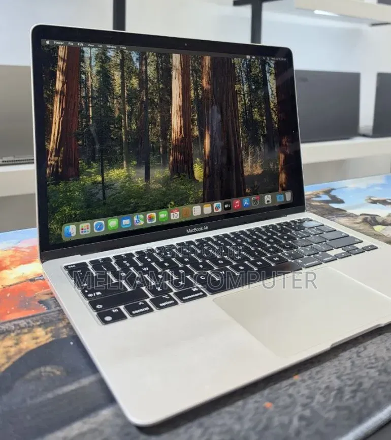 New Laptop Apple MacBook Air 2020 M1 8GB Apple M1 SSD 256GB