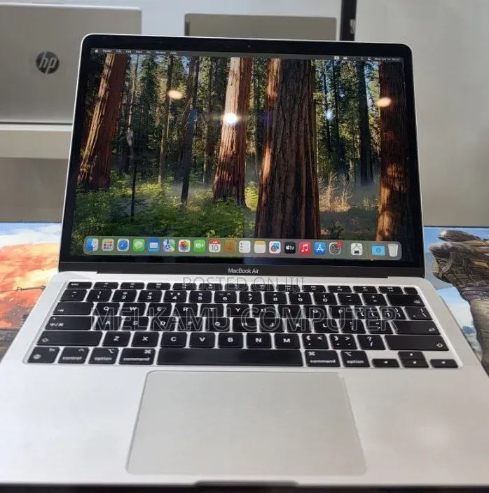 New Laptop Apple MacBook Air 2020 M1 8GB Apple M1 SSD 256GB