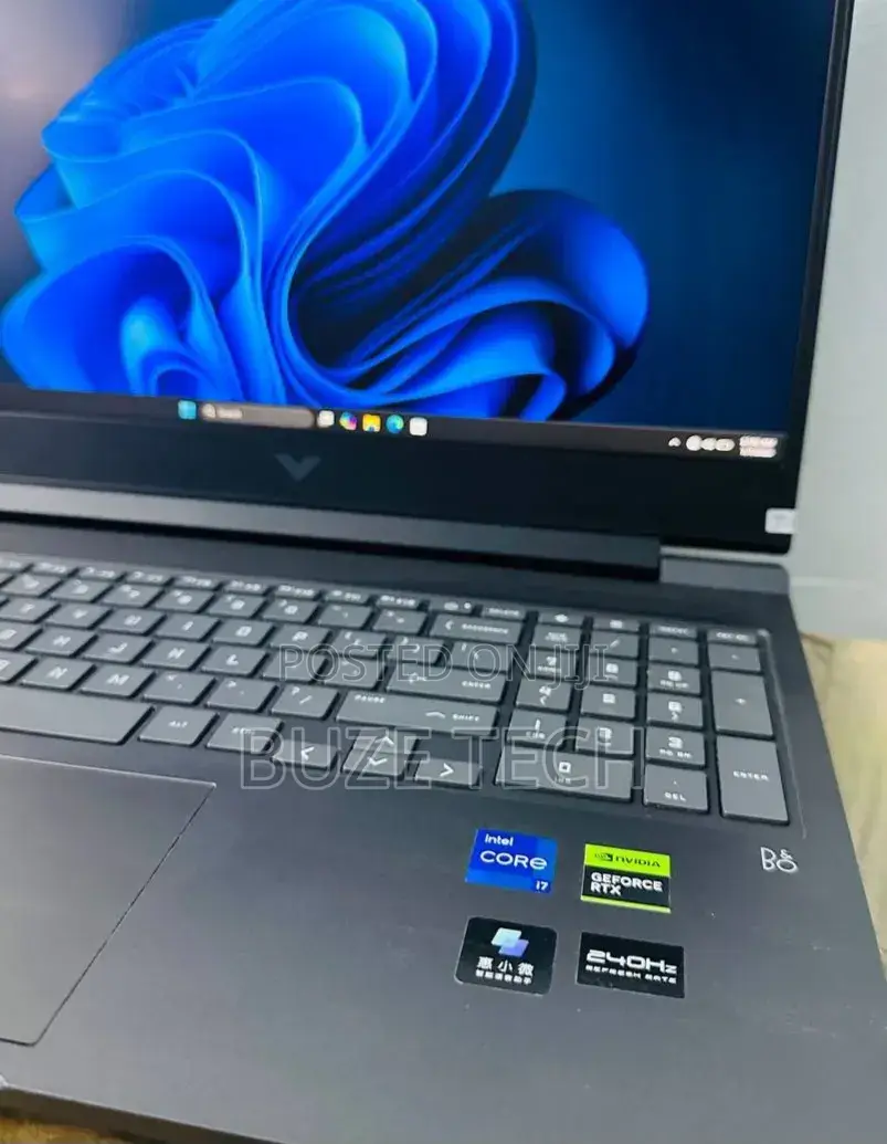 New Laptop HP 16GB Intel Core i7 SSD 1T