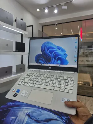 New Laptop HP 16GB Intel Core i5 SSD 512GB