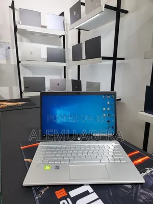 New Laptop HP Pavilion 14 16GB Intel Core i7 SSD 512GB