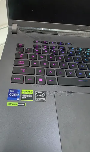 New Laptop Asus ROG Strix G18 16GB Intel Core i9 SSD 1T
