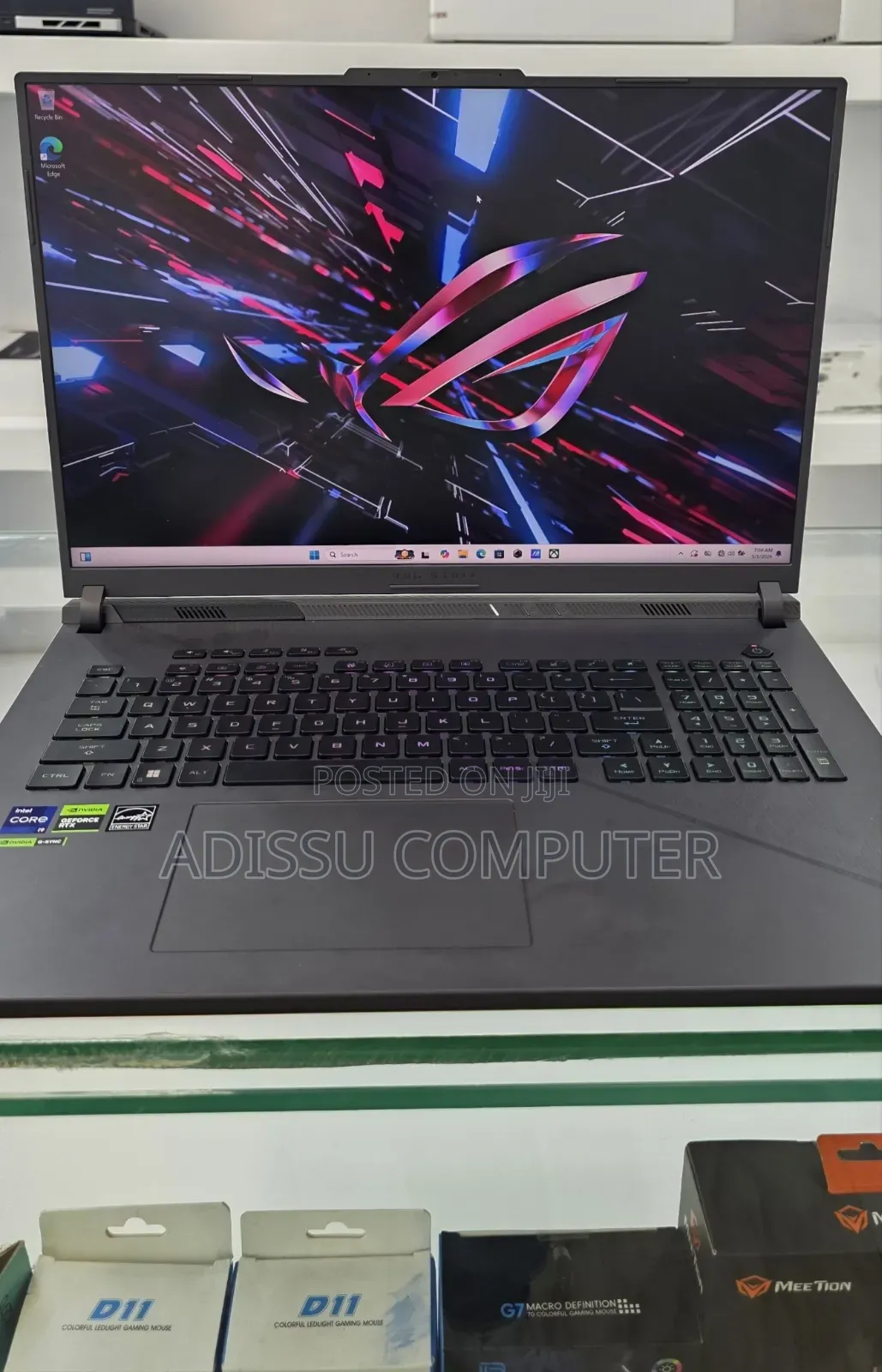 New Laptop Asus ROG Strix G18 16GB Intel Core i9 SSD 1T