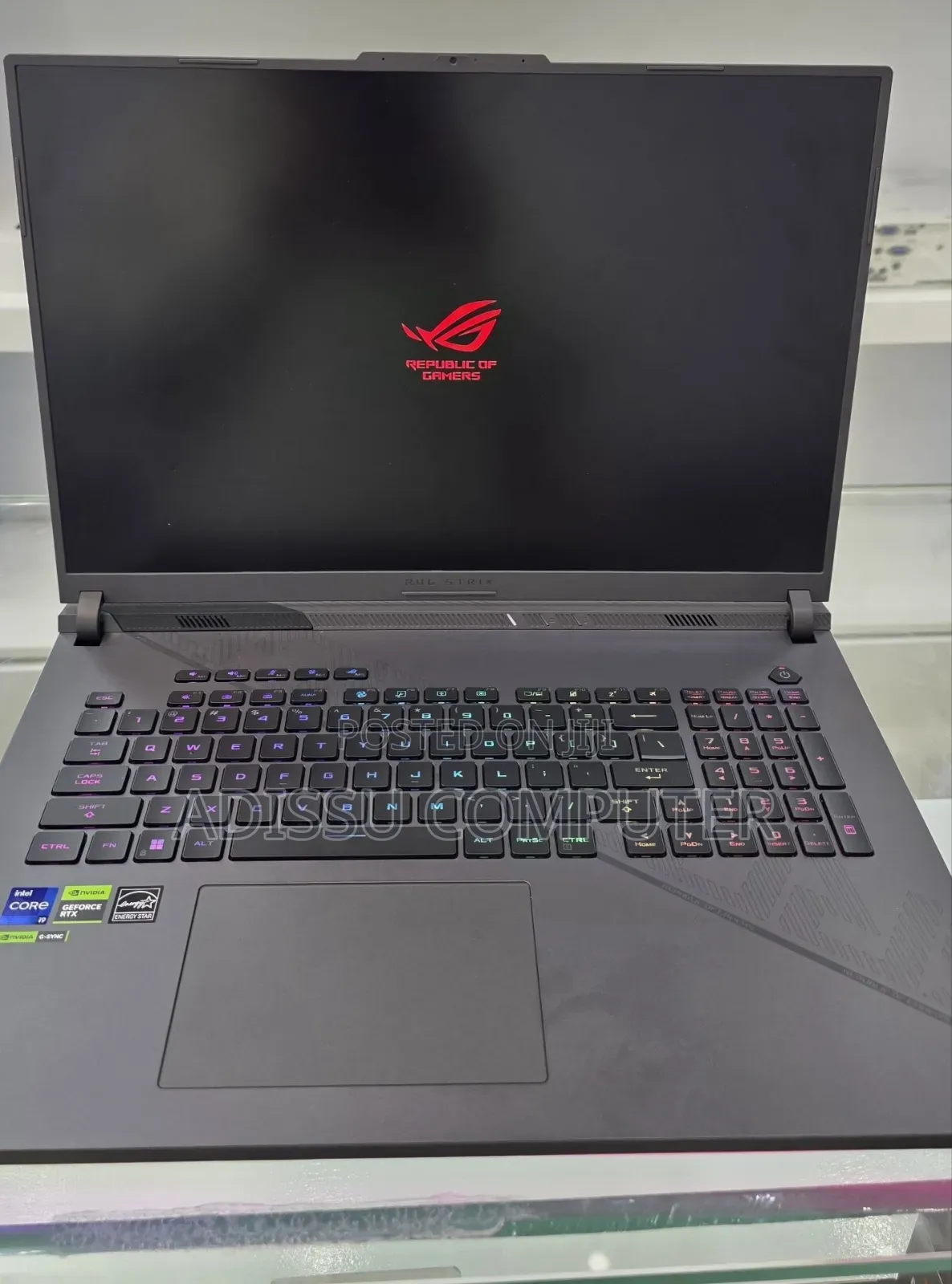 New Laptop Asus ROG Strix G18 16GB Intel Core i9 SSD 1T
