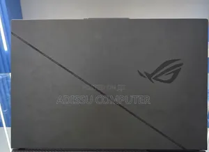 New Laptop Asus ROG Strix G18 16GB Intel Core i9 SSD 1T