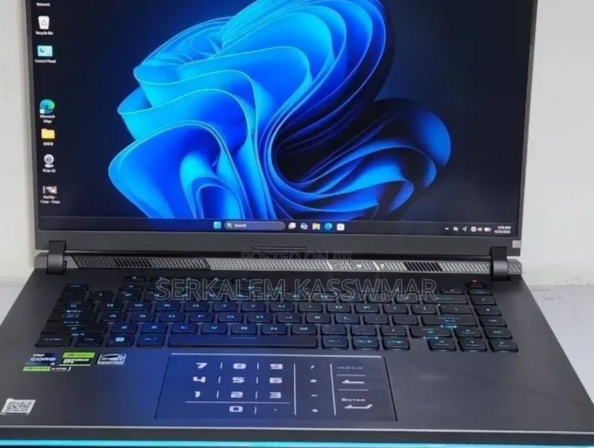 New Laptop Asus ROG Strix G16 G614 16GB Intel Core i9 SSD 1T