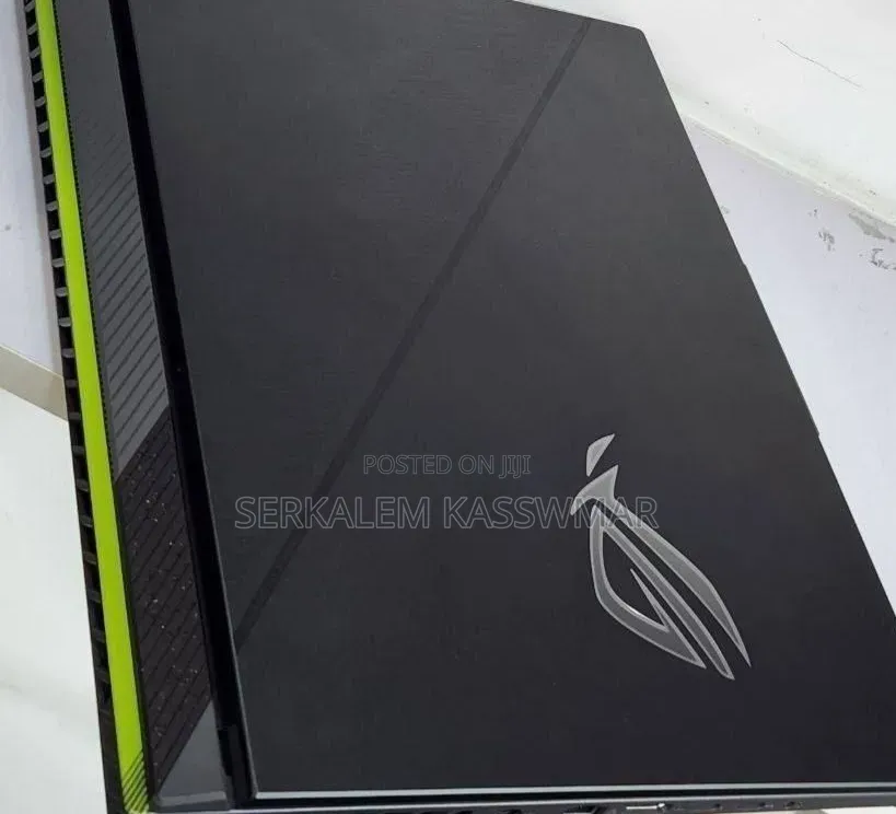 New Laptop Asus ROG Strix G16 G614 16GB Intel Core i9 SSD 1T