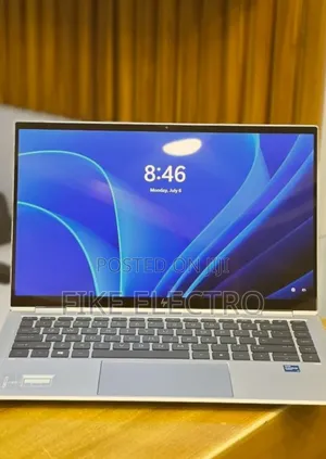 New Laptop HP EliteBook 1040 G8 16GB Intel Core i7 SSD 512GB